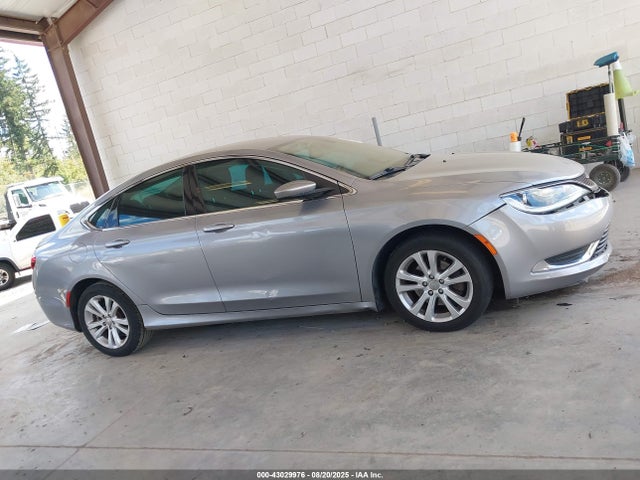 1C3CCCAB1FN673319 Chrysler 200