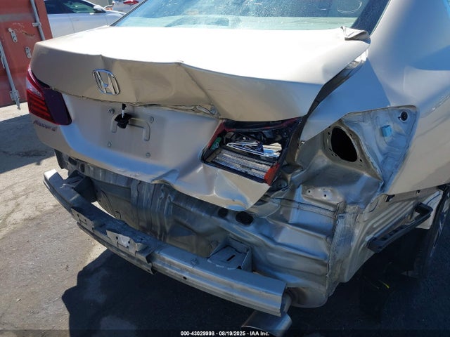 1HGCR2F3XGA061412 Honda k24w1