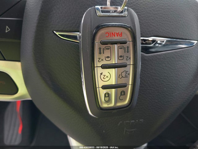 Chrysler 2025 2025 2C4RC1BG7SR581407 Image 11