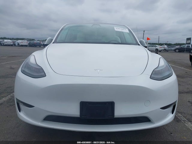 7SAYGAEE5PF664625 Tesla Model Y