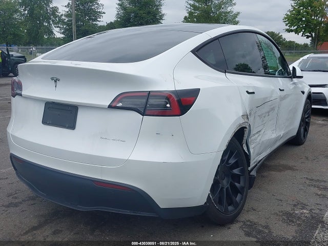 2023 TESLA MODEL Y 7SAYGAEE5PF664625 Photo 3