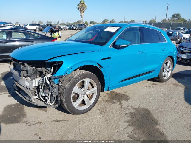 Audi 2019 2019 WA1VABGEXKB012903 Image 2