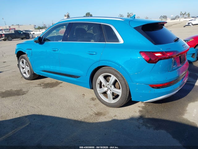 Audi 2019 2019 WA1VABGEXKB012903 Image 3