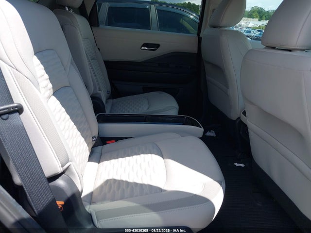 Nissan 2022 2022 5N1DR3BB1NC239632 Image 8