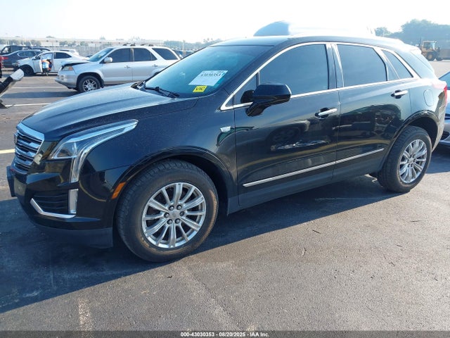 2017 CADILLAC XT5 1GYKNARS8HZ244470 Photo 1
