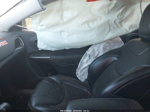 Jeep 2019 2019 1C4PJLLB8KD332287 Image 5
