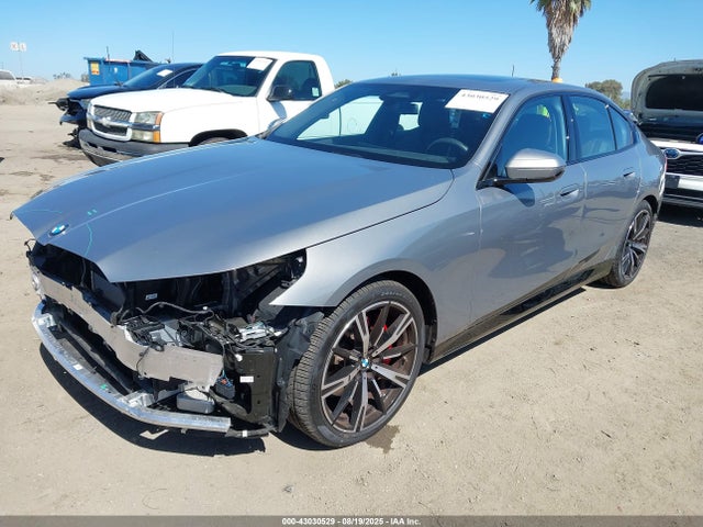 BMW 530I 2024 WBA43FJ05RCS89539 Image 2
