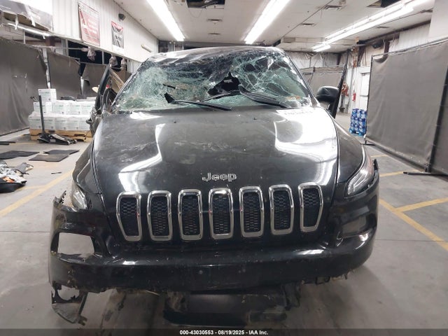 1C4PJLAB9HD240438 Jeep Cherokee