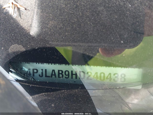 1C4PJLAB9HD240438 Jeep Cherokee