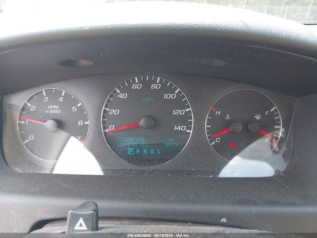 2G1WB5E3XE1161206 Chevrolet lfx