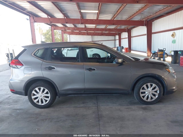 Nissan Rogue 2017 KNMAT2MT8HP507341 Image 13