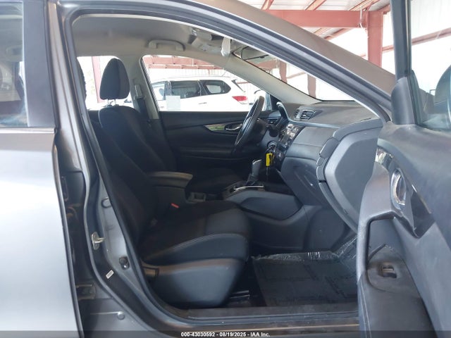 Nissan Rogue 2017 KNMAT2MT8HP507341 Image 5