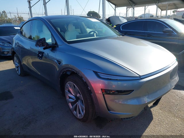 2026 TESLA MODEL Y 7SAYGDEE7TF342225 Photo 0