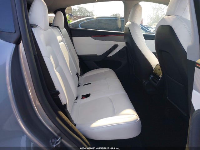 2026 TESLA MODEL Y 7SAYGDEE7TF342225 Photo 7