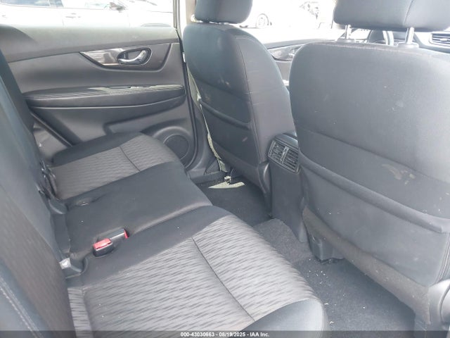 Nissan Rogue 2018 5N1AT2MT0JC767323 Image 8