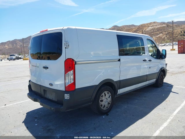 Ford 2015 2015 1FTNE1YMXFKB31373 Image 4