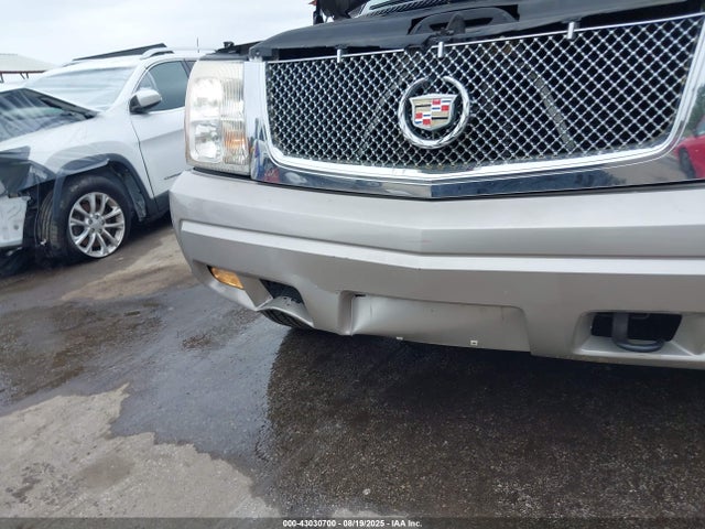 2004 CADILLAC ESCALADE ESV 3GYFK66NX4G262291 Photo 5