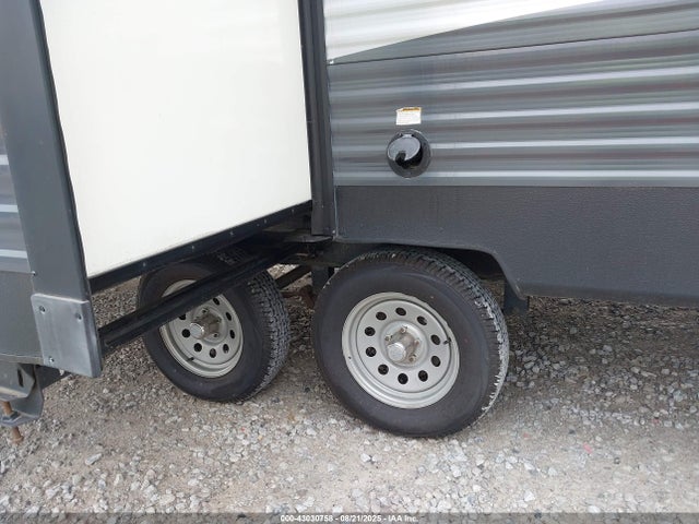 4YDT27221J3150095 Keystone keystone