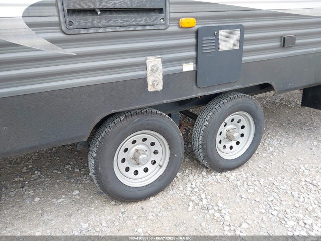 4YDT27221J3150095 Keystone keystone