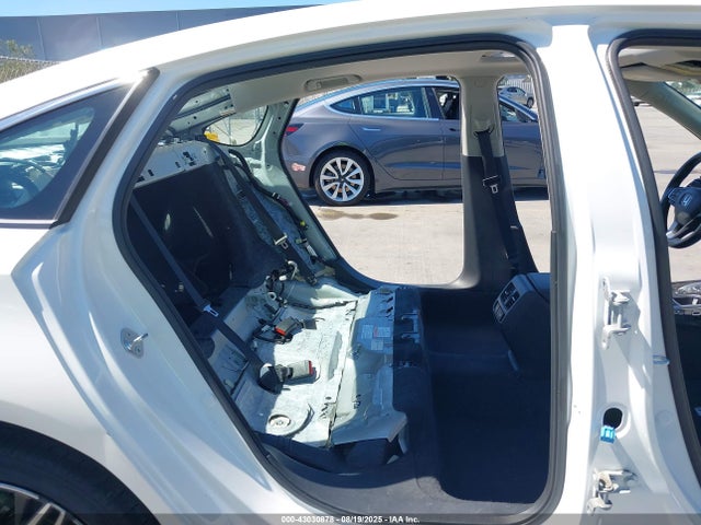 1HGCV3F94NA007445 Honda lfb2