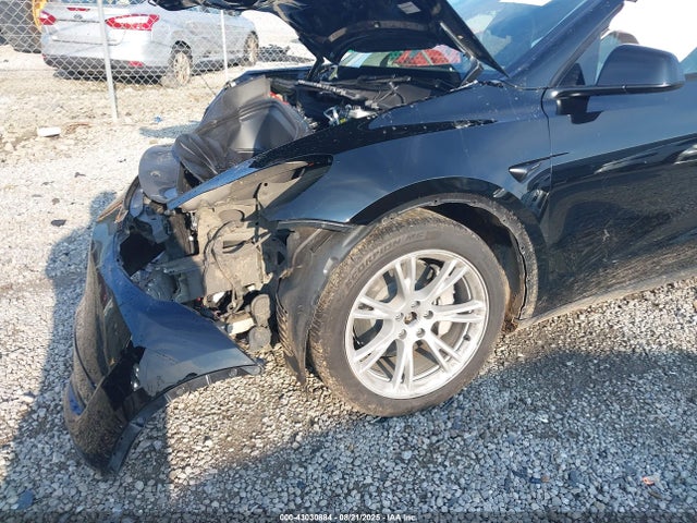 2024 TESLA MODEL Y 7SAYGDEE9RA215336 Photo 5