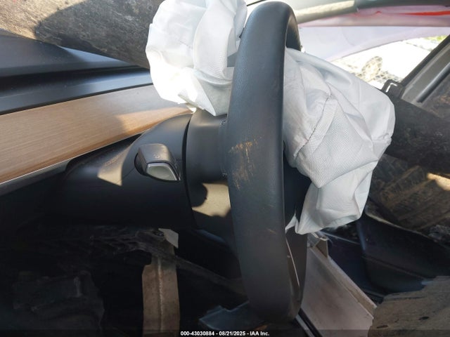 2024 TESLA MODEL Y 7SAYGDEE9RA215336 Photo 6
