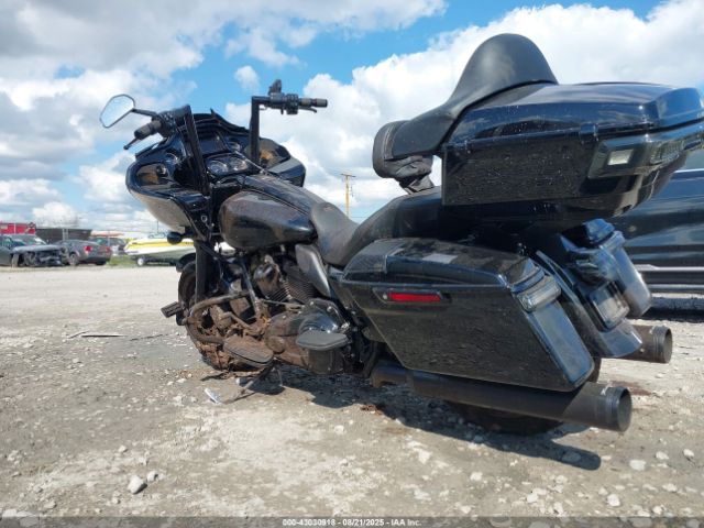 2022 HARLEY-DAVIDSON FLTRXST 1HD1ACL12NB648005 Photo 2