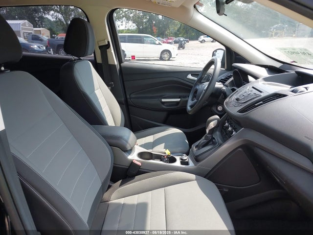 1FMCU9G93GUA77194 Ford 2016