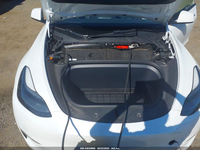 Tesla Model Y 2022 7SAYGDEF2NF519002 Image 10