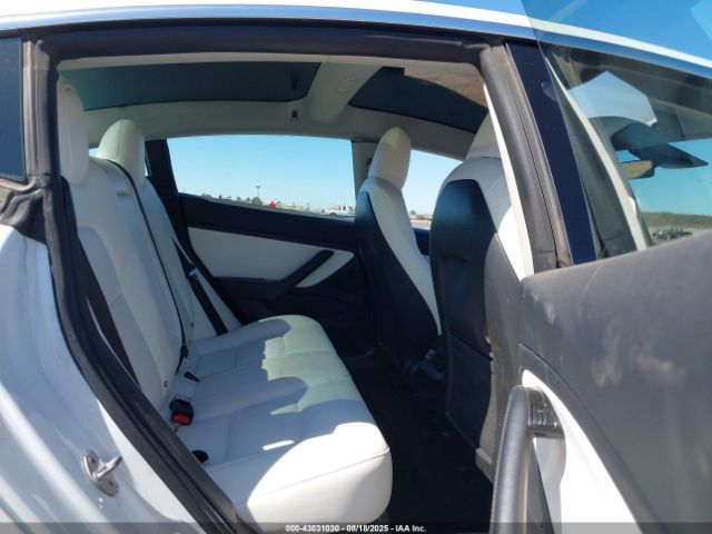 2018 TESLA MODEL 3 5YJ3E1EA3JF155473 Photo 7