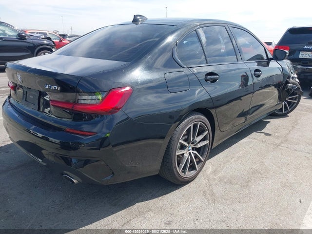 WBA5R1C55KAK12881 BMW 330I