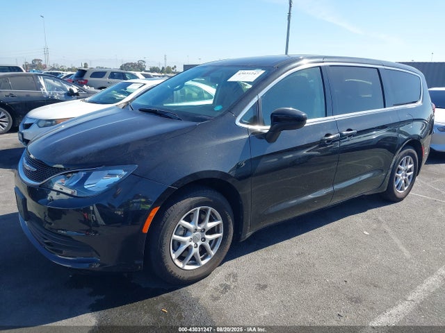 Chrysler Voyager 2020 2C4RC1CG0LR249194 Image 2
