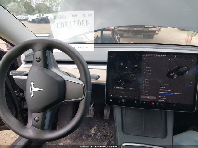 5YJ3E1EA1PF439127 Tesla MODEL 3