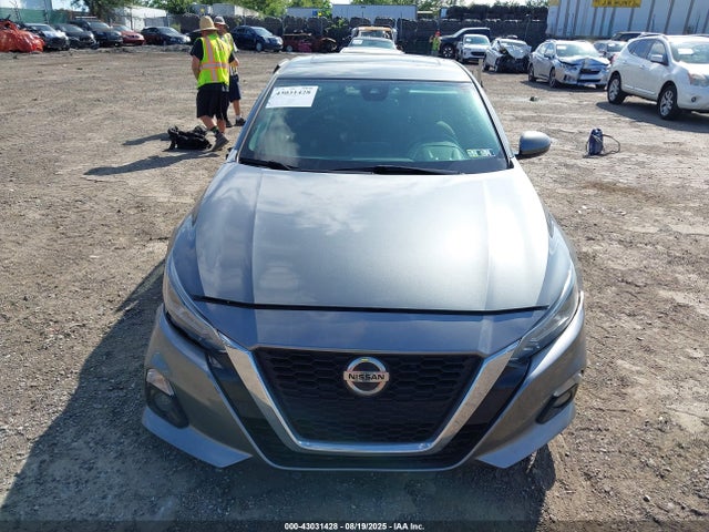 Nissan 2019 2019 1N4BL4DVXKC104662 Image 12