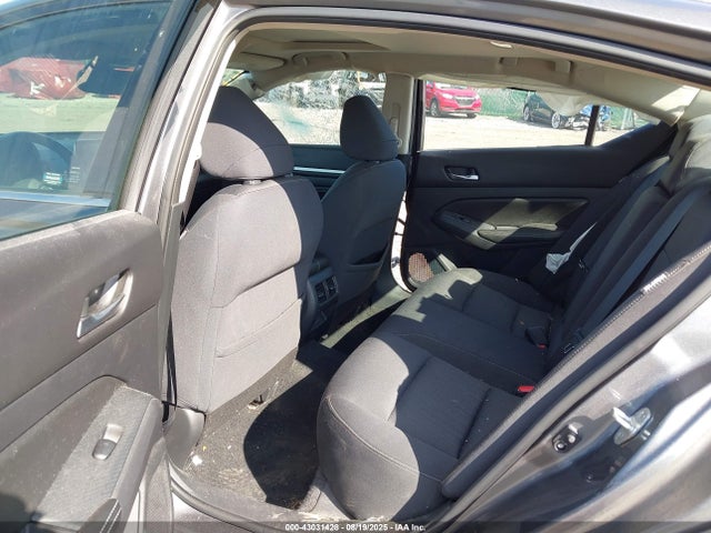 Nissan 2019 2019 1N4BL4DVXKC104662 Image 8