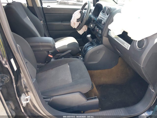 1C4NJCBA1GD681427 Jeep Compass