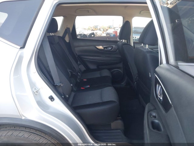 JN8AT2MT9HW147569 Nissan Rogue