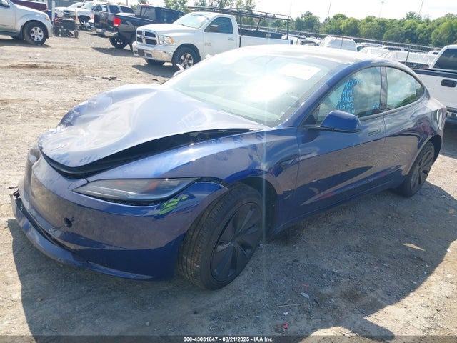 2025 TESLA MODEL 3 5YJ3E1EA8SF907752 Photo 1