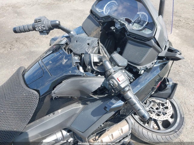 JH2SC7958PK500551 Honda Sc79e-6200001