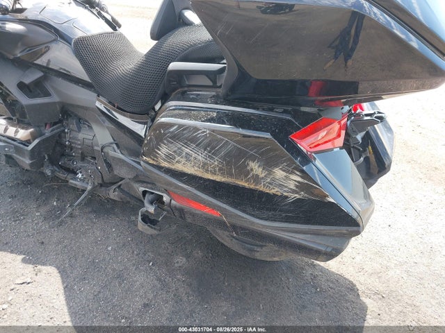JH2SC7958PK500551 Honda Sc79e-6200001