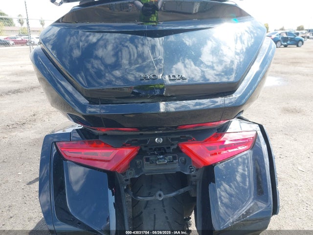 JH2SC7958PK500551 Honda Sc79e-6200001