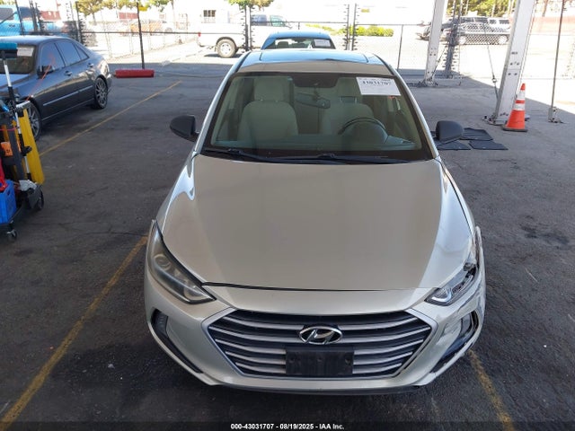KMHD84LF4HU237611 Hyundai Elantra