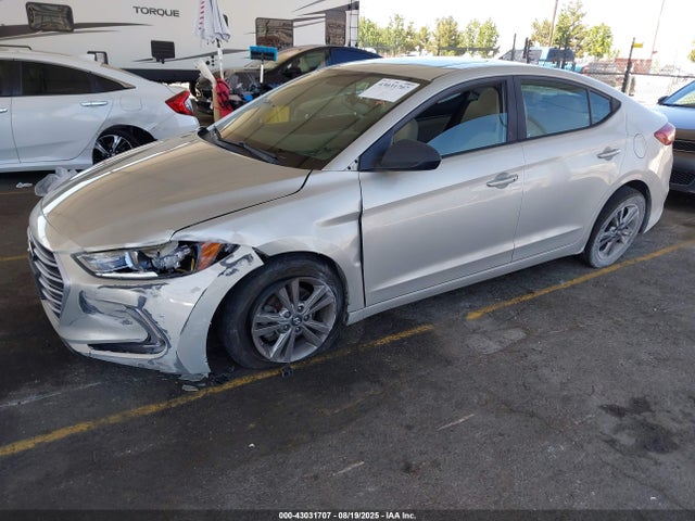 KMHD84LF4HU237611 Hyundai Elantra