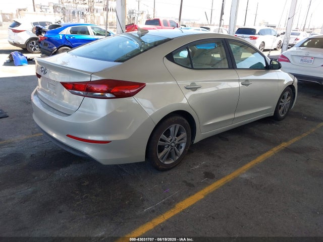 KMHD84LF4HU237611 Hyundai Elantra