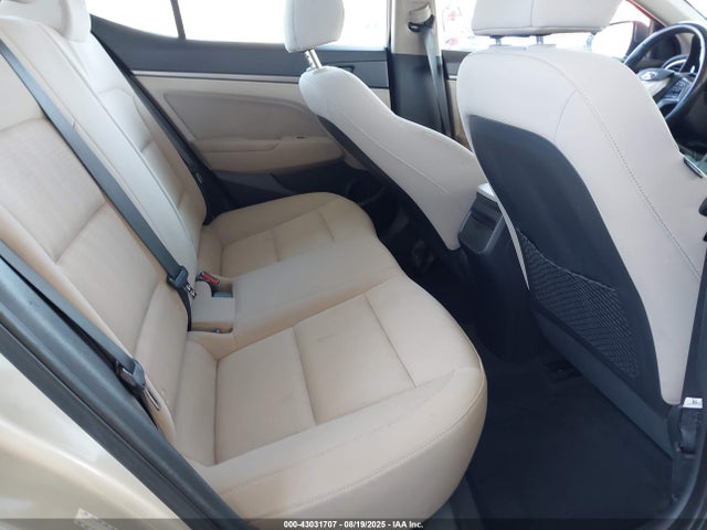 KMHD84LF4HU237611 Hyundai Elantra