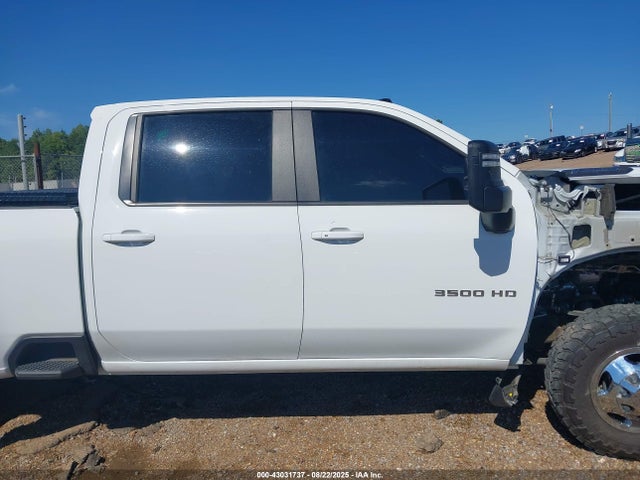 1GC4YTEY7NF313058 Chevrolet l5p