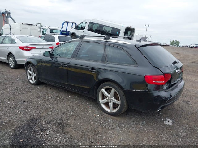 2012 AUDI A4 WAUSFAFL9CA013937 Photo 2
