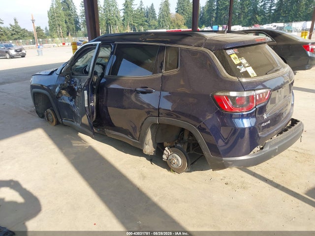 Jeep Compass 2017 3C4NJDBB1HT647420 Image 3