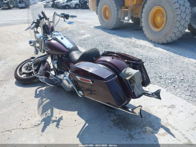 2022 HARLEY-DAVIDSON FLHR 1HD1FBC18NB656251 Photo 2