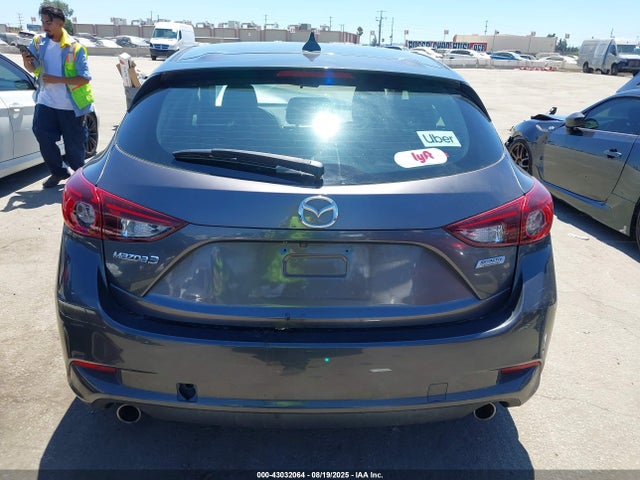 Mazda py 2018 3MZBN1L31JM256357 Image 16